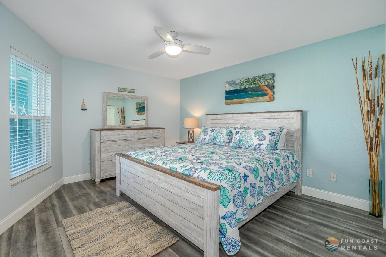 Dog Friendly Home Wprivate Fenced Yard, Garage & Fire Pit Steps To The Beach! New Smyrna Beach Kültér fotó